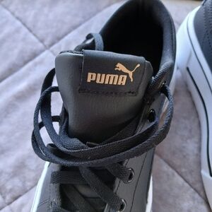 PUMA Black and White Casual Shoes